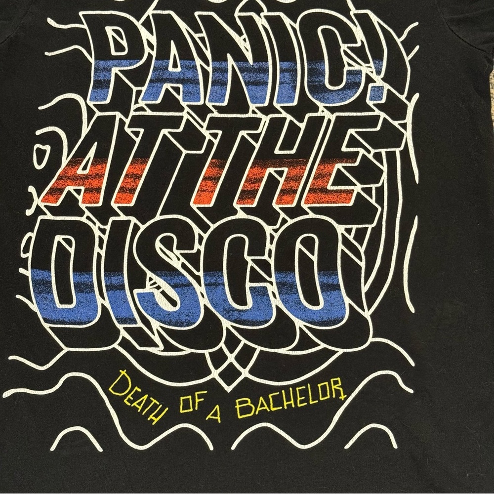 Panic! At The Disco Death of a Bachelor graphic band tee SMALL tour album merch